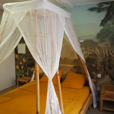 Accommodatie bij particulieren De L'oratoire-climatisees, Impasse Calme, Lumineuse, Centre Ville,