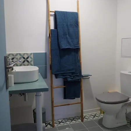 De L'oratoire-climatisees, Impasse Calme, Lumineuse, Centre Ville, Accommodatie bij particulieren Pézenas
