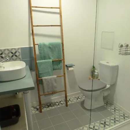 Accommodatie bij particulieren De L'oratoire-climatisees, Impasse Calme, Lumineuse, Centre Ville,