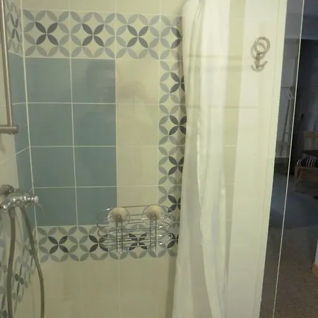 Accommodatie bij particulieren De L'oratoire-climatisees, Impasse Calme, Lumineuse, Centre Ville,
