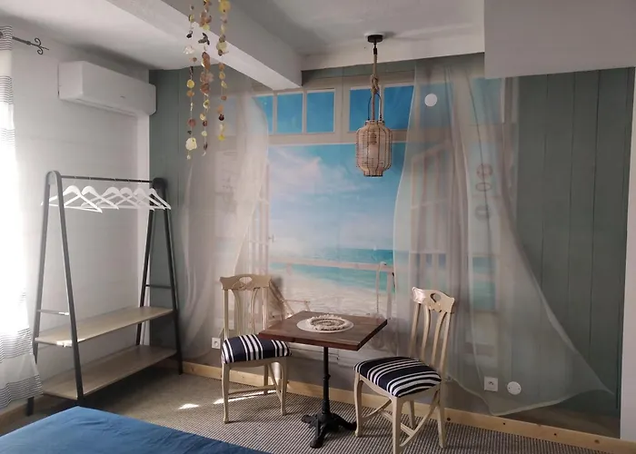 Accommodatie bij particulieren De L'oratoire-climatisees, Impasse Calme, Lumineuse, Centre Ville, *