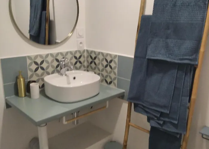 De L'oratoire-climatisees, Impasse Calme, Lumineuse, Centre Ville, Accommodatie bij particulieren *